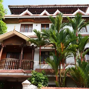https://hotel-white-rose.kerala-hotels.net