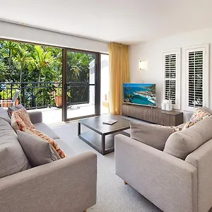 https://bayona-apartments.hotelssunshinecoast.net